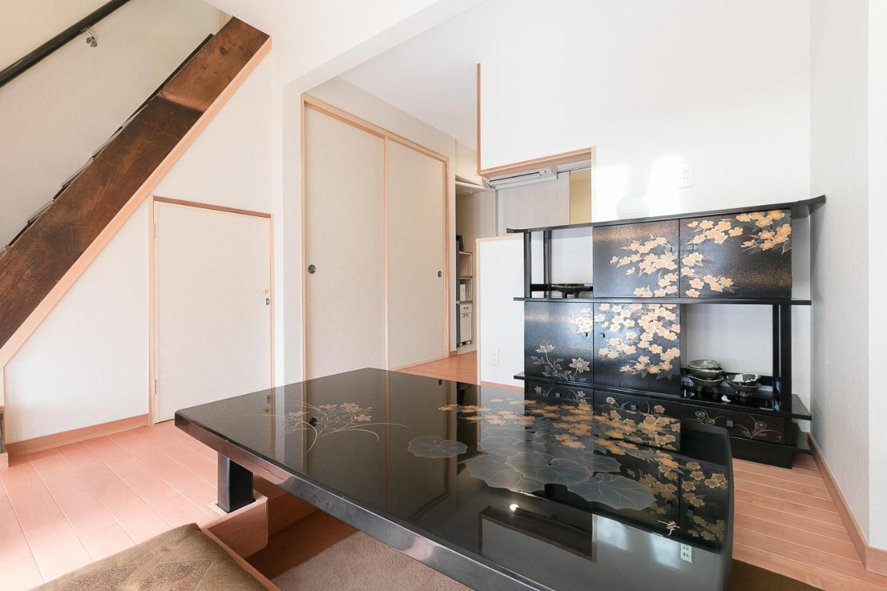 Guesthouse Tonton Nobu Кіото Екстер'єр фото